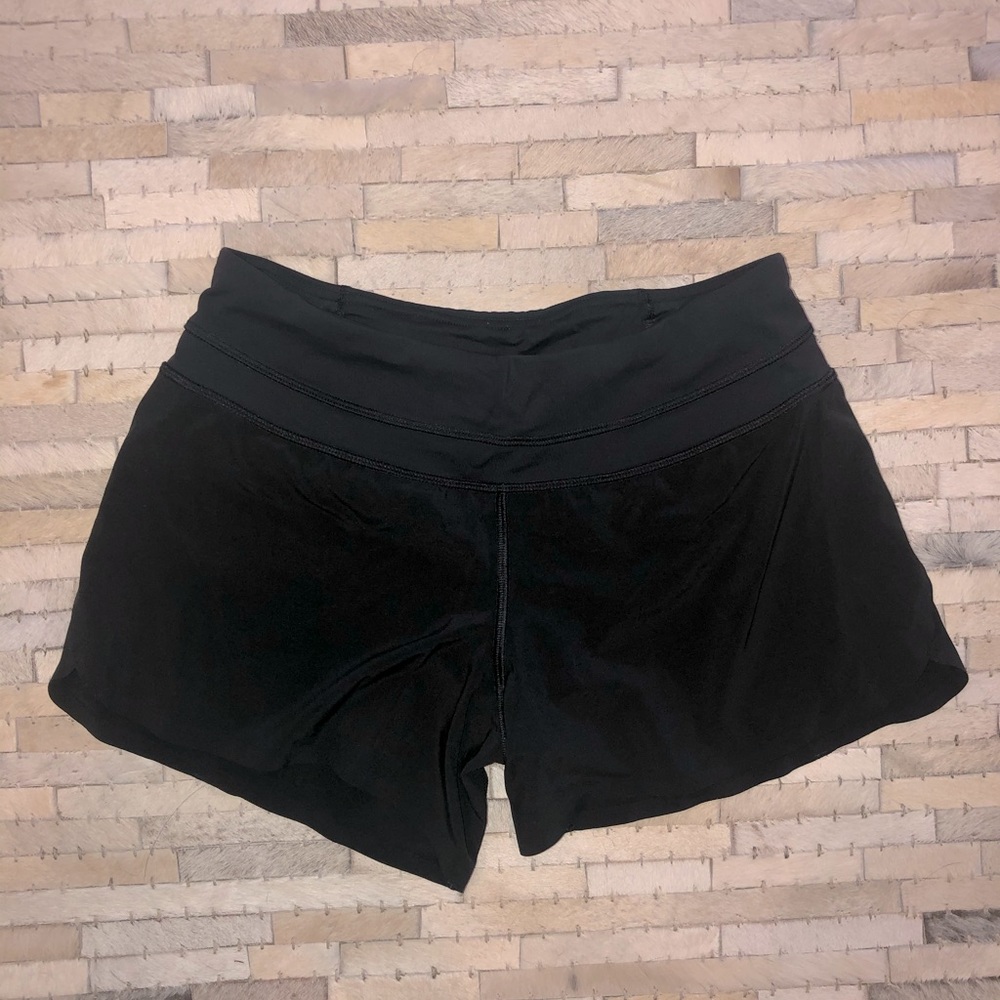 Lululemon athletic short - size 4